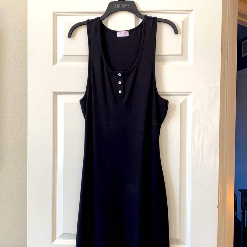Women’s black fitted tank dress